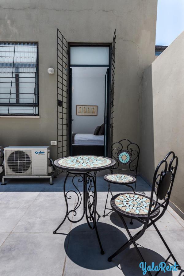 Yalarent Boutique Apartments In Jaffa'S Flea Market Tel Aviv Exterior photo